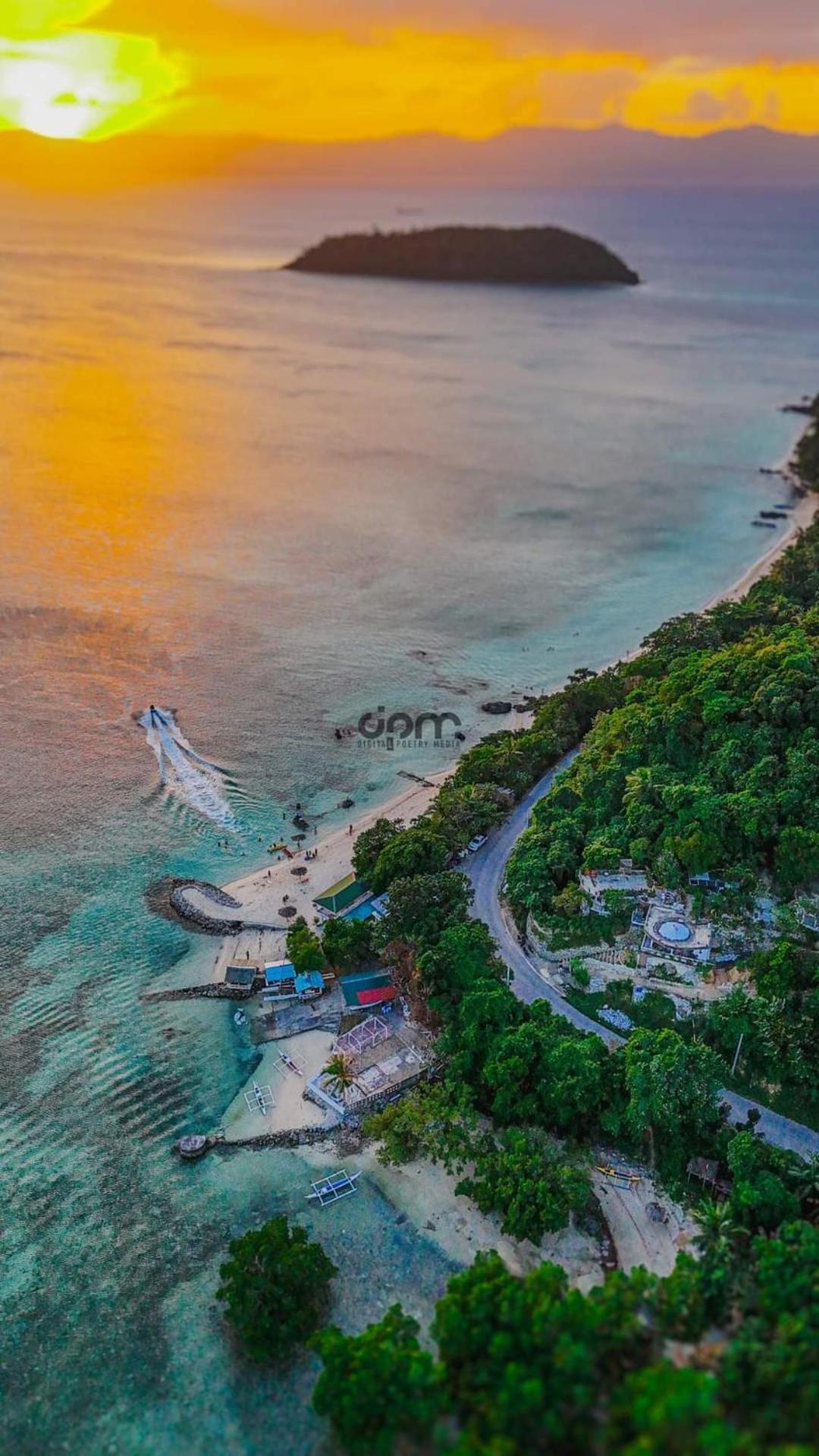 Готель Lonos Circle Terrace View Romblon Екстер'єр фото